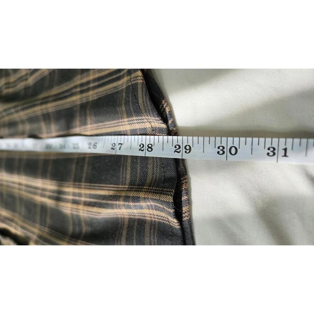 DAZY Men's‎ Gray and Tan Oversized Plaid Button-Up Shirt Size Medium - Picture 6 of 6
